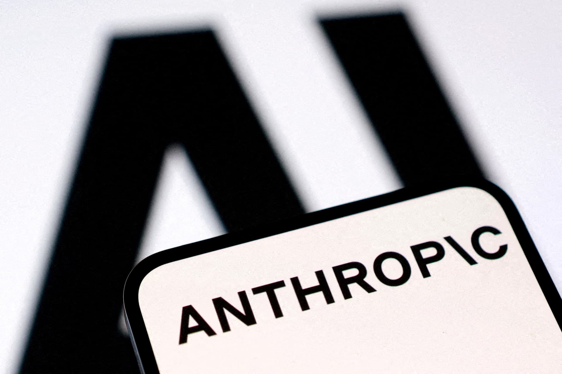 Anthropic to brief global regulators on AI cyber risks in finance