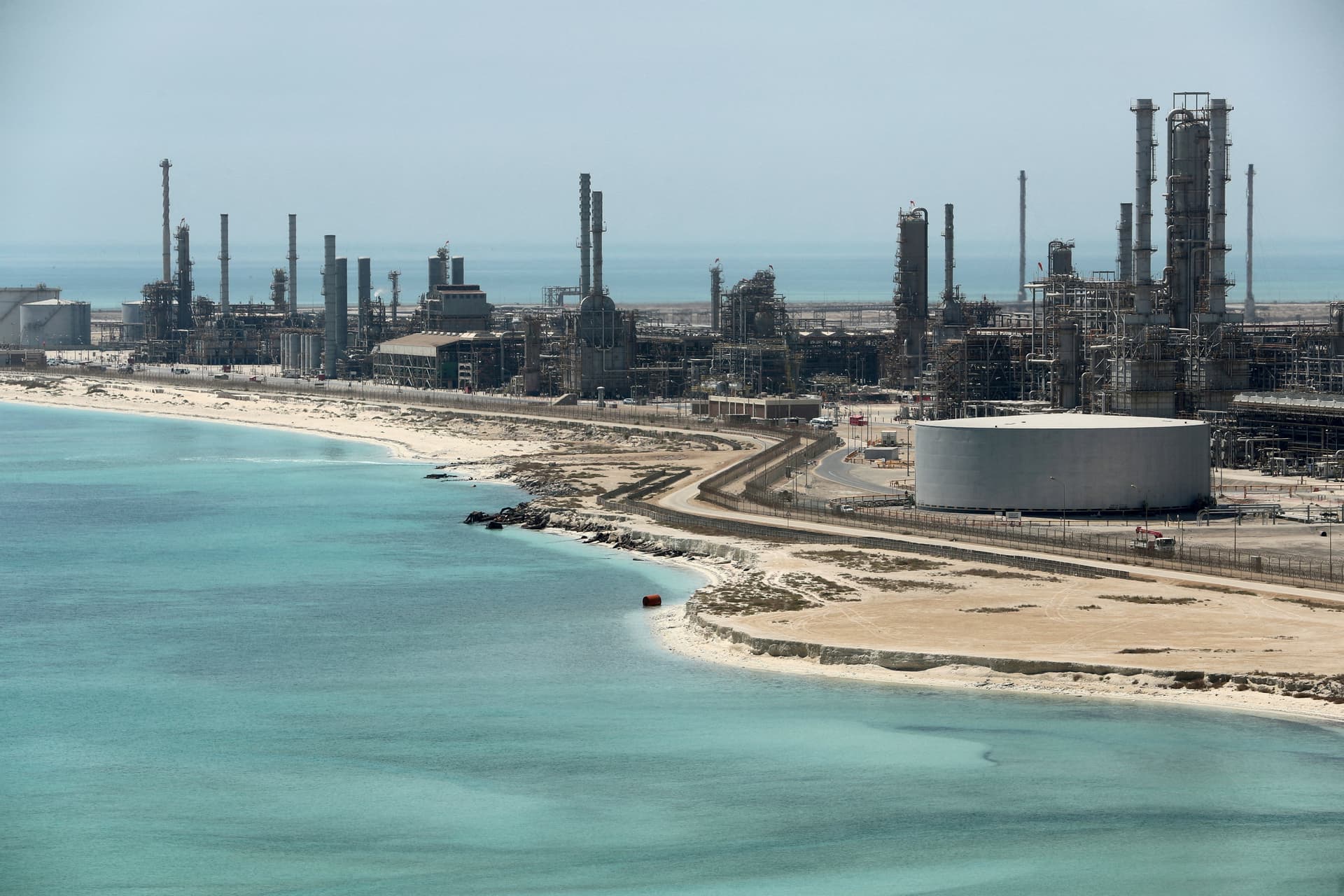 Saudi Aramco speeds crude sales with spot pricing as tankers exit Hormuz