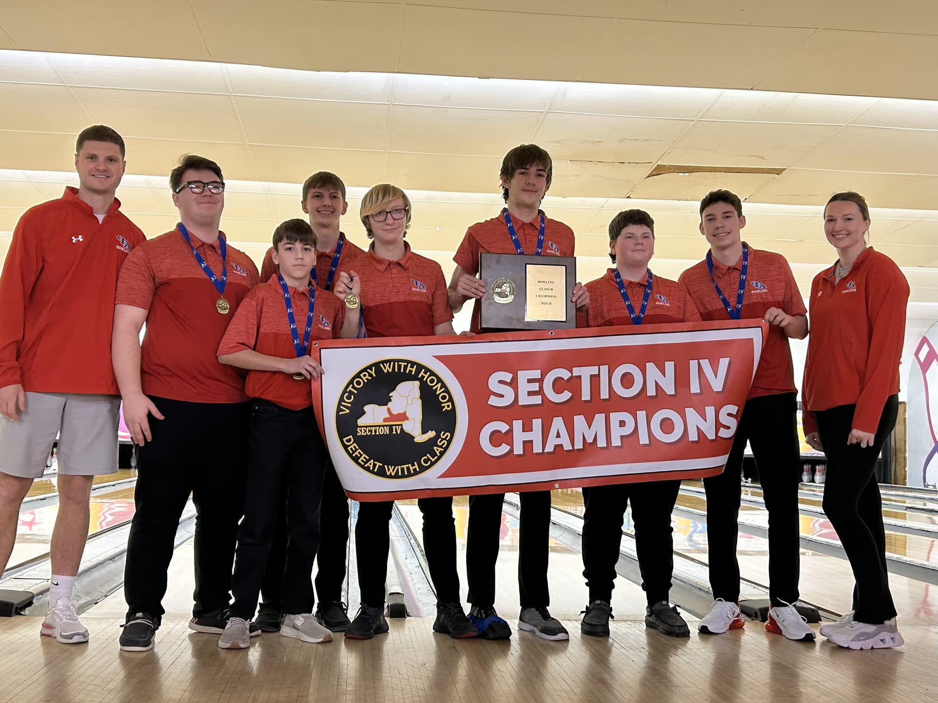Jasper Team Wins State Bowling Title by One Pin; Freshman Reid Wendholt