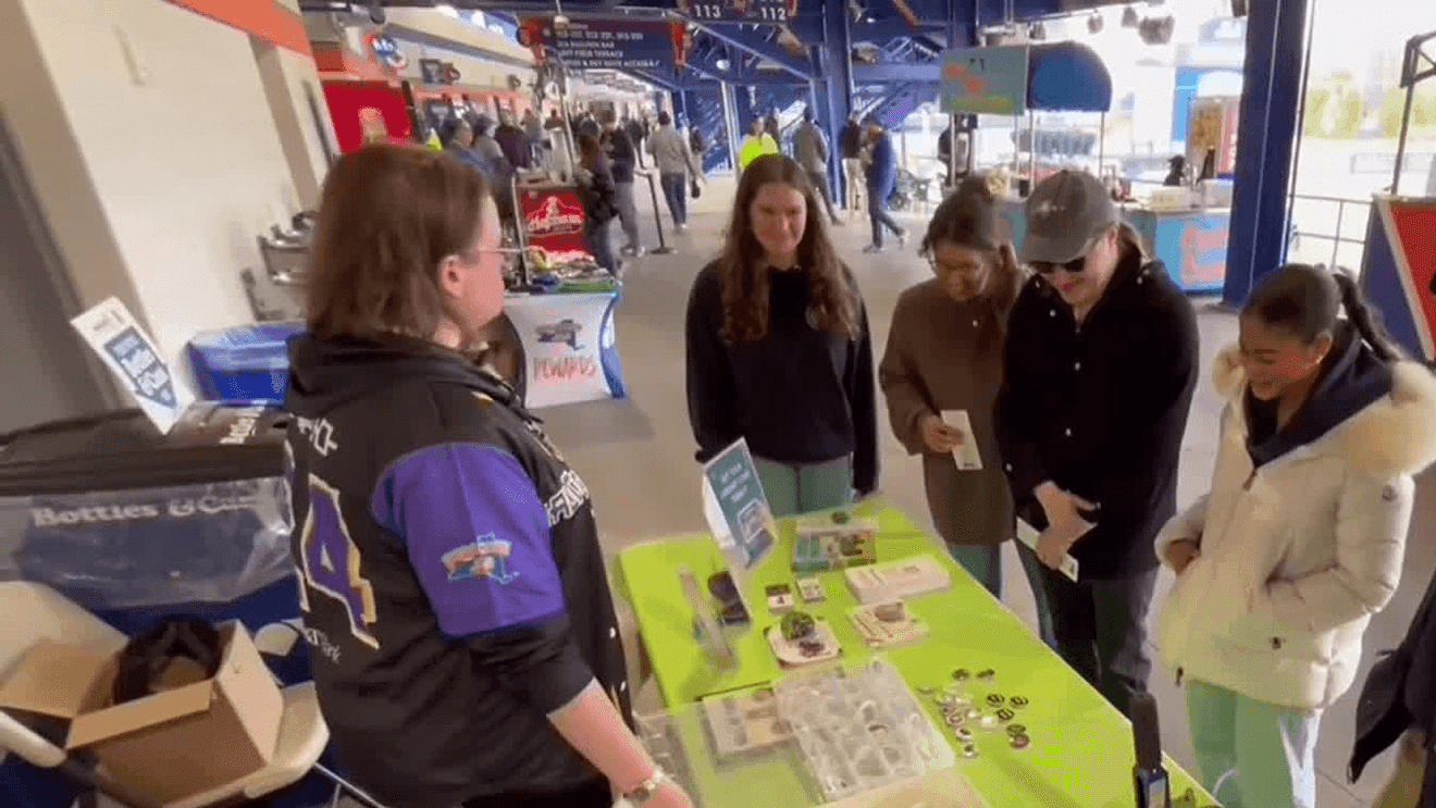 Onondaga County libraries bring card signups to public events