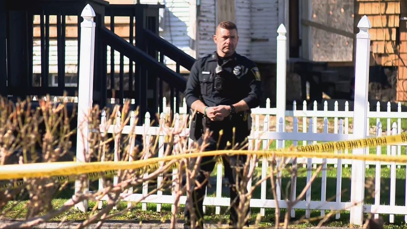 Syracuse man killed in south side shooting, 10-year-old grazed by bullet