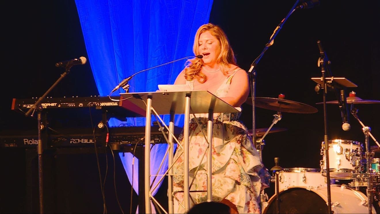 Pinwheel Ball spotlights risks of sharing children’s photos online