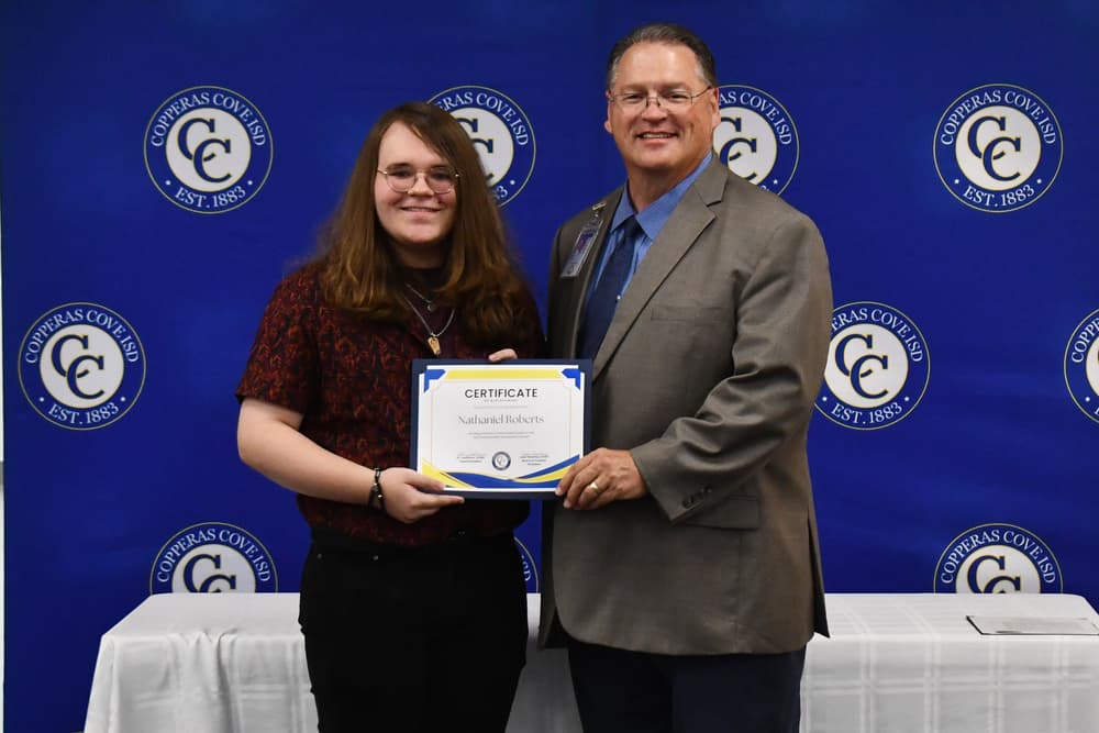 Copperas Cove honors five graduates with Chief Tim Molnes Scholarship