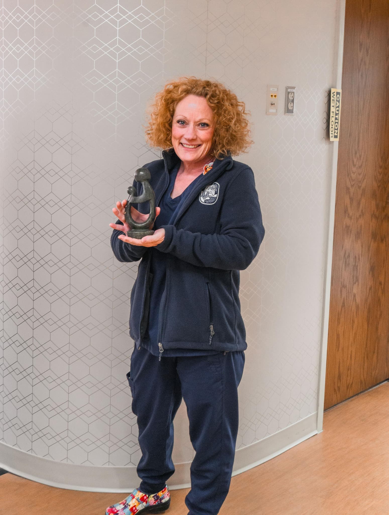Ivinson Memorial Hospital Behavioral Health Nurse Laura Killean Wins DAISY Award