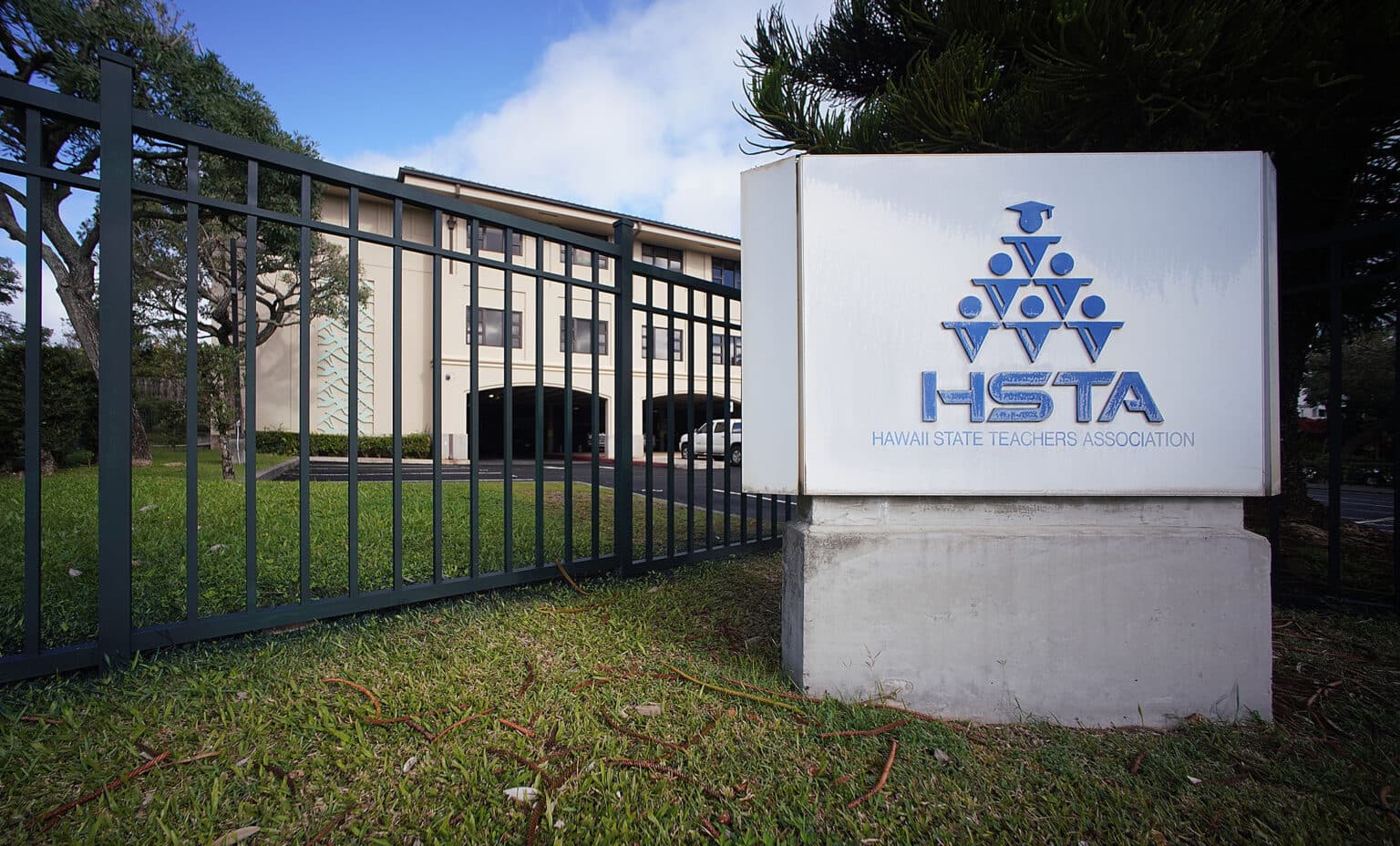 Bill Would Let Unlicensed Emergency Teachers Stay Five Years in Hawaiʻi