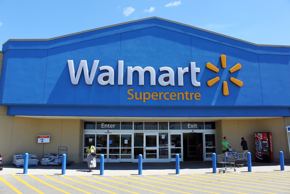 Walmart $100M FTC Settlement Triggers Analyst Downgrade, Shares Plunge