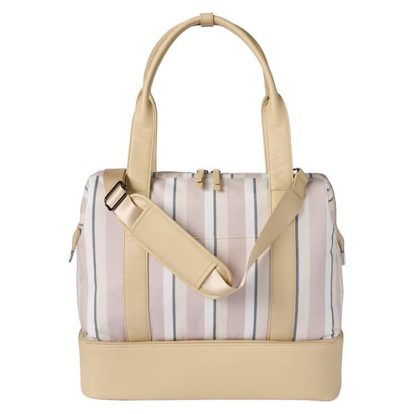 Aldi’s $29.99 weekender bags make a budget-friendly Mother’s Day gift