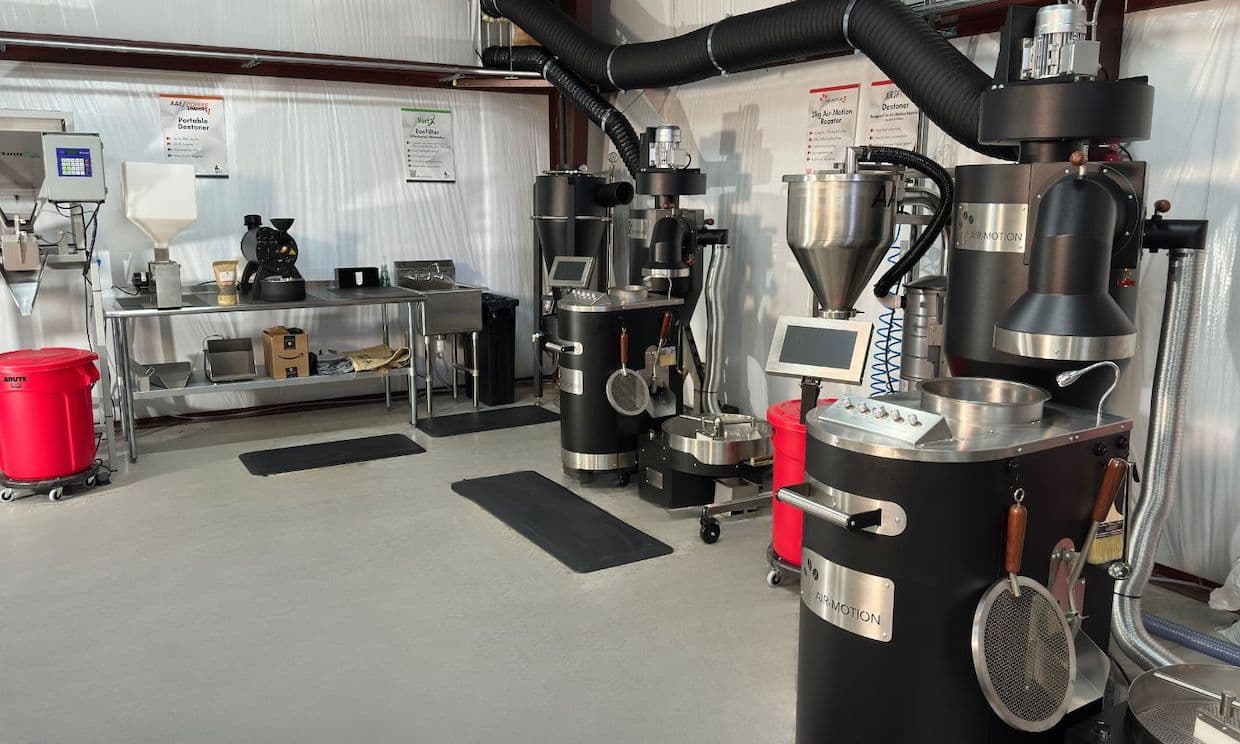Coffee Equipment Pros opens Texas showroom for hands-on machine demos