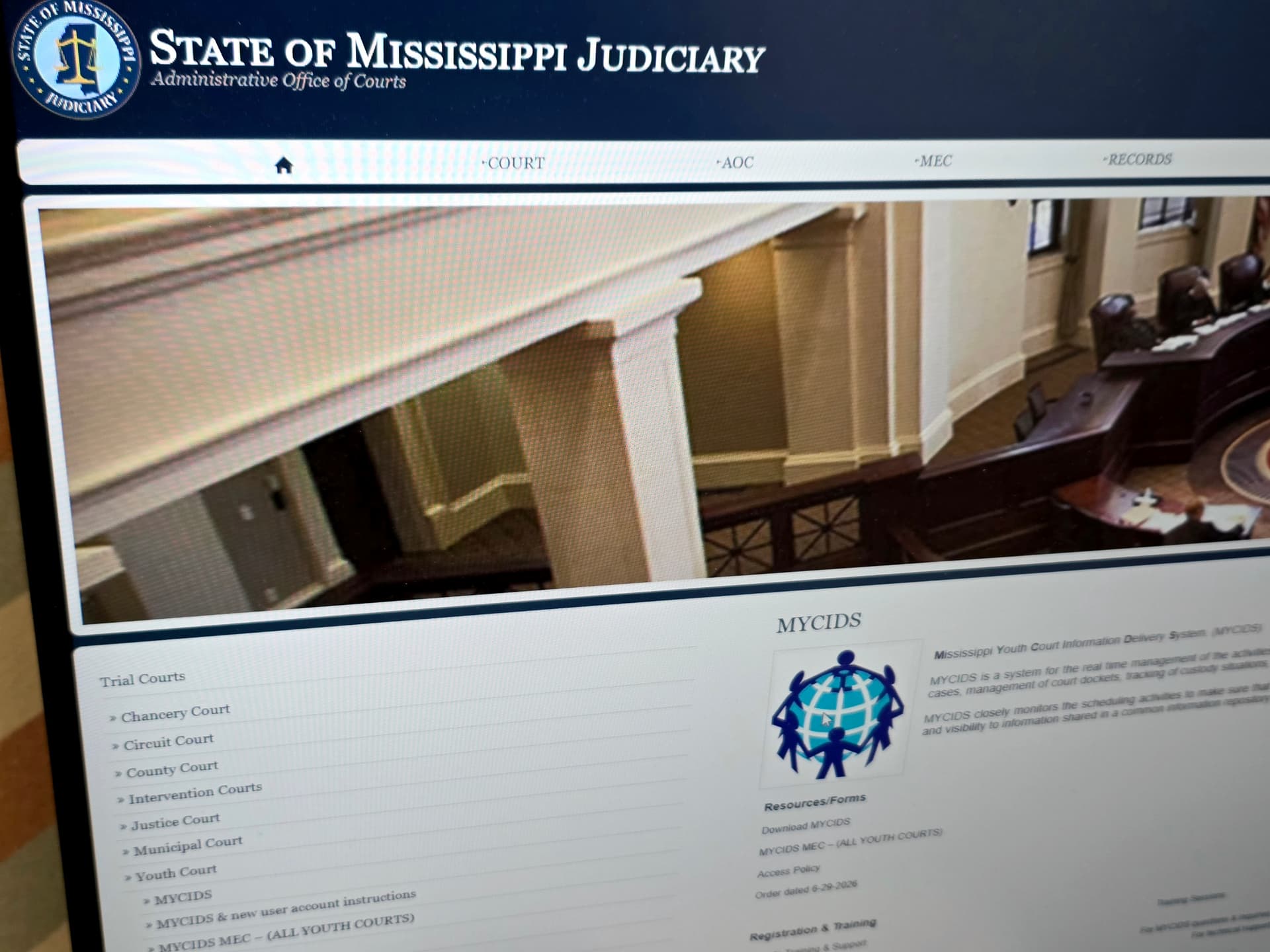 Mississippi youth court records access preserved after law expires