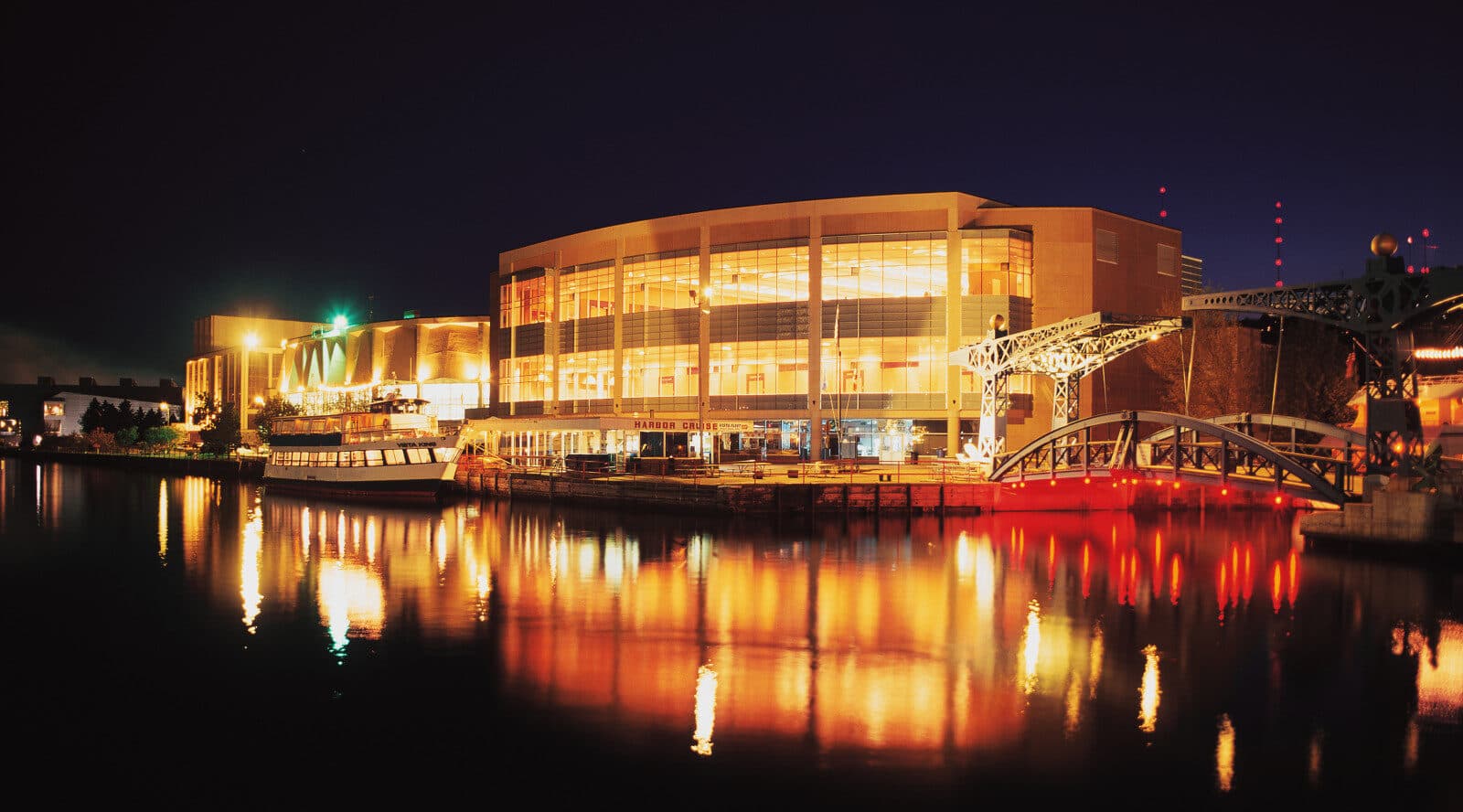 Minnesota Republicans bring 3,000 delegates to Duluth convention center
