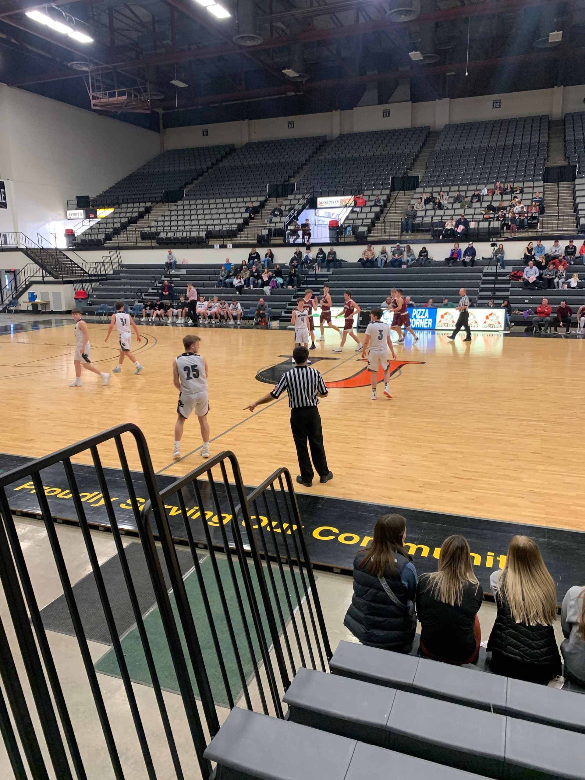 EKM, Ellendale, Midkota advance in Stutsman County tournament