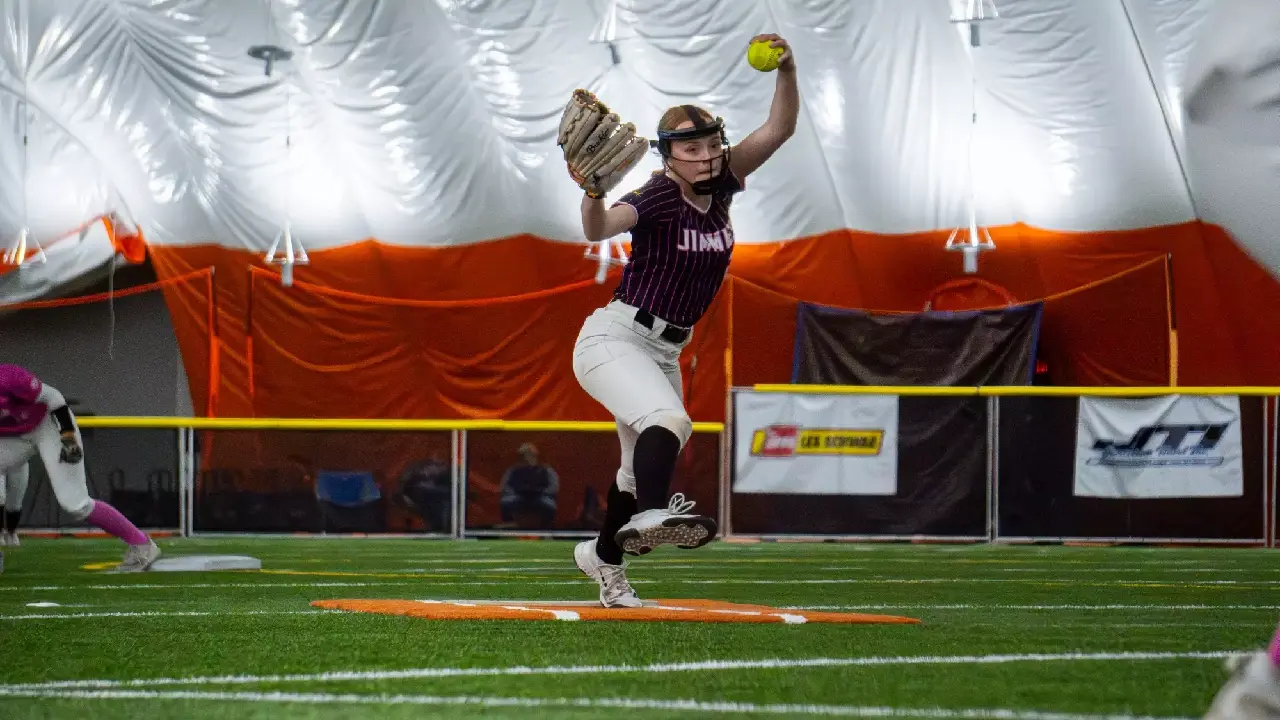 Freshman Aubrey Quern earns NSIC Pitcher of the Week for Jimmies