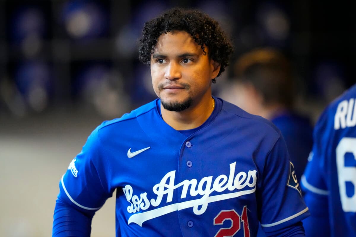 Dodgers outright Santiago Espinal to Triple-A amid right-handed bat crunch