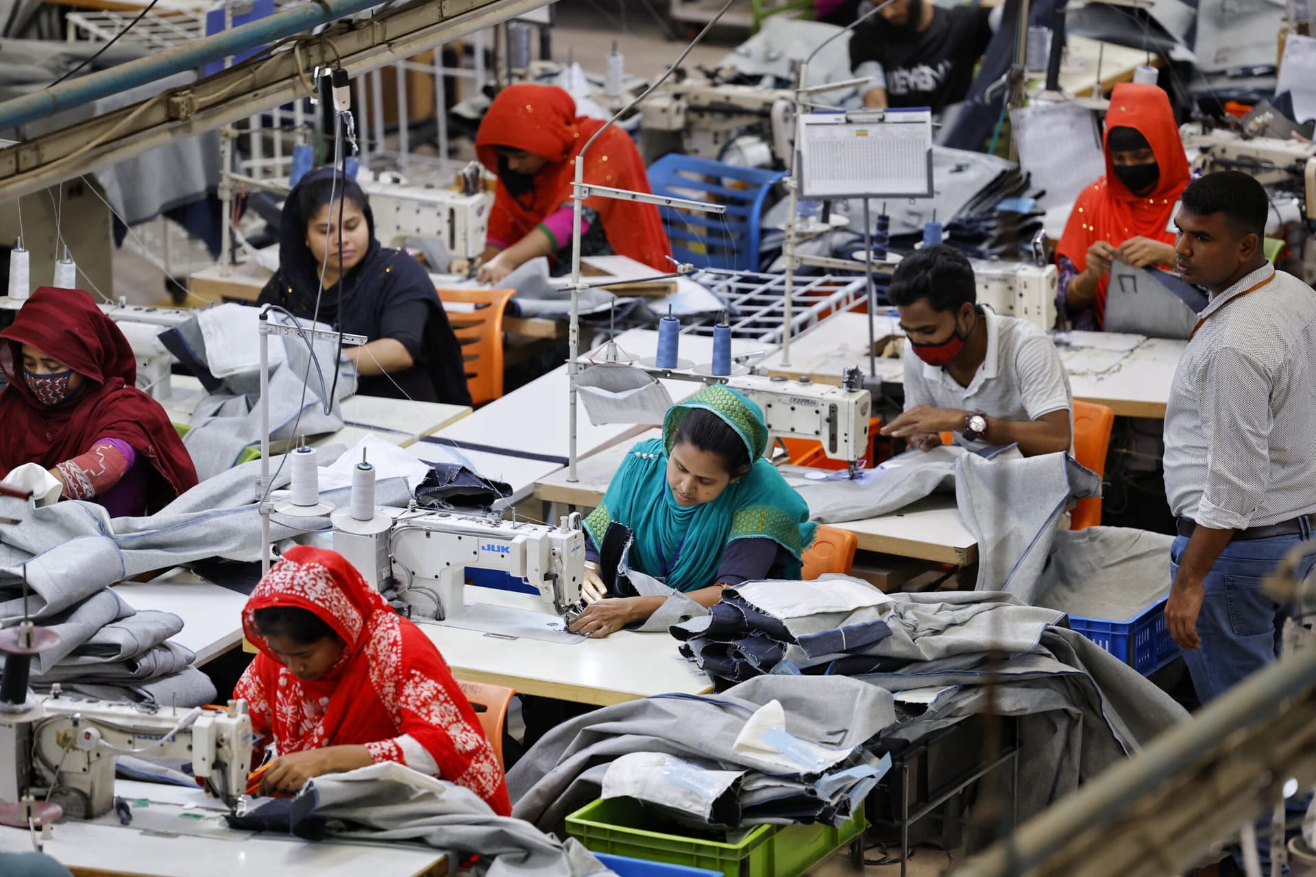 BGMEA, IVY Decarb Partner to Modernize Garment Machinery, Cut Emissions