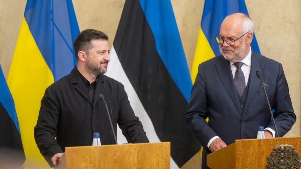 Zelenskyy visits Estonia as Nordic, Baltic leaders weigh support