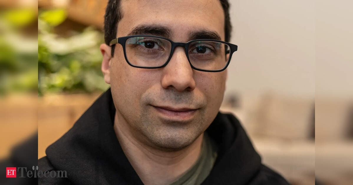 Silicon Valley's AI Arms Race: OpenAI, Google, and xAI Duel for Top Talent