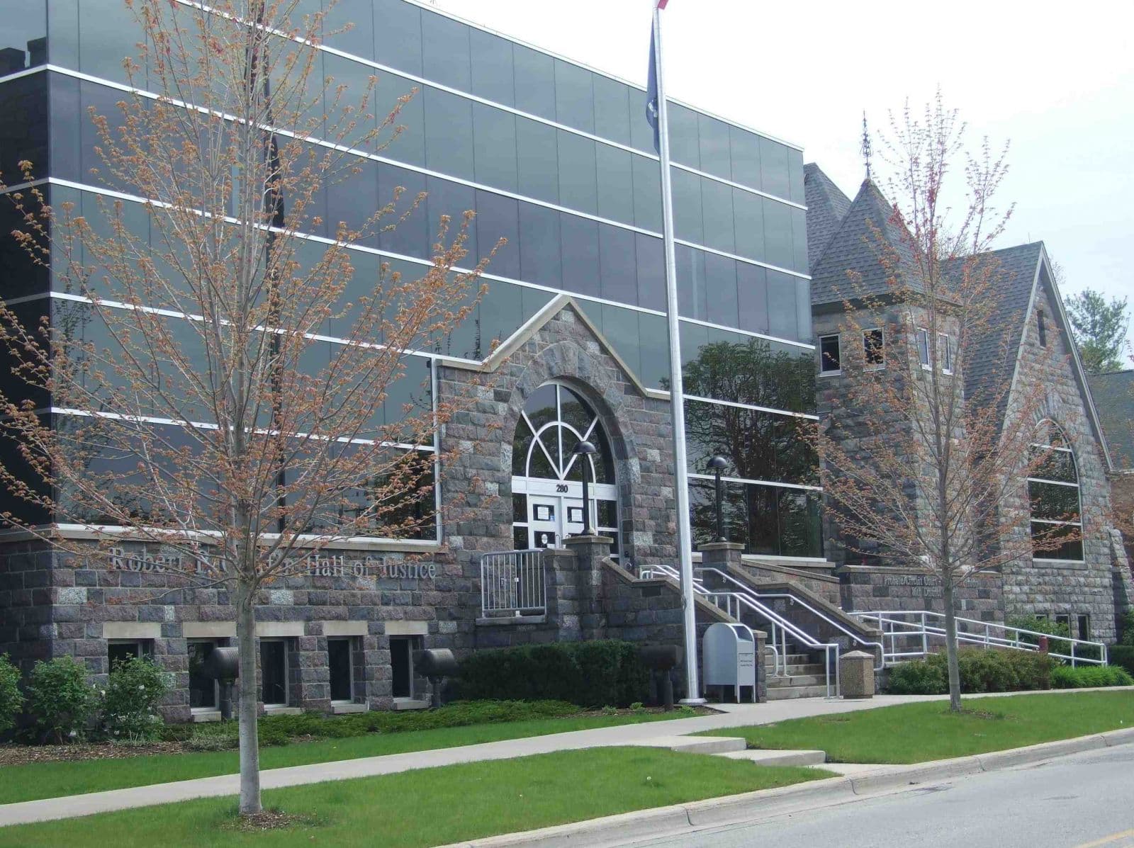 Grand Traverse County hires Allied Universal for courthouse security with paid lunches