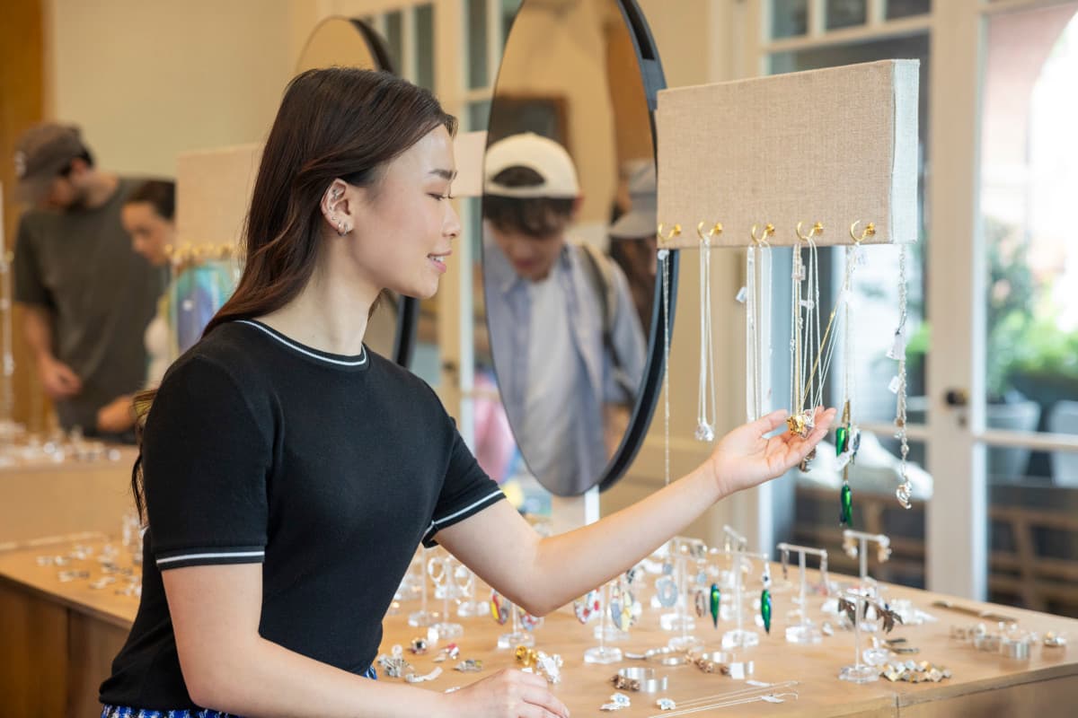Jewelers Mutual Commits $10 Million to SCAD for Bench-Jeweler Training