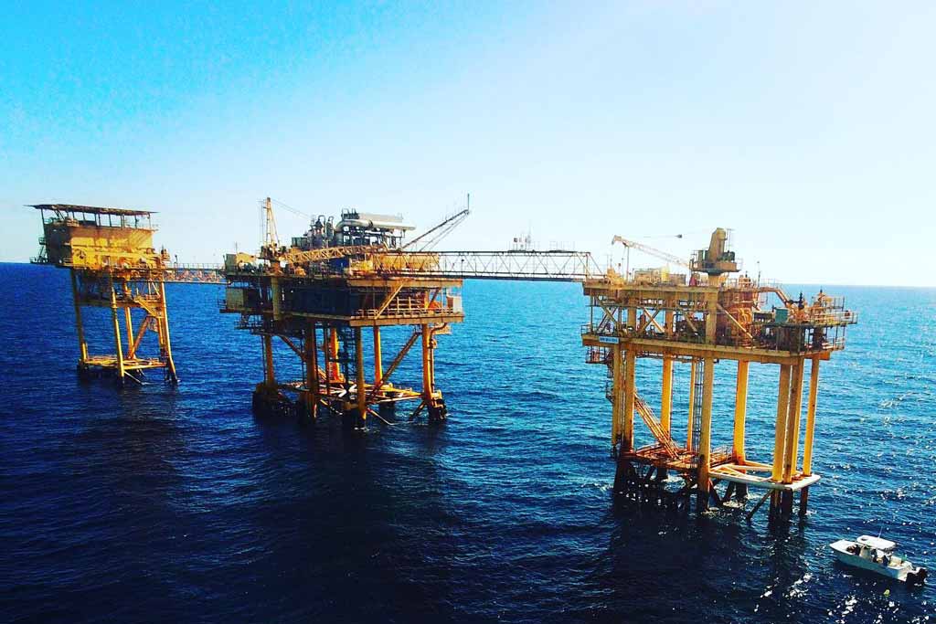 Texas offshore tuna bite heats up near Port Aransas oil rigs