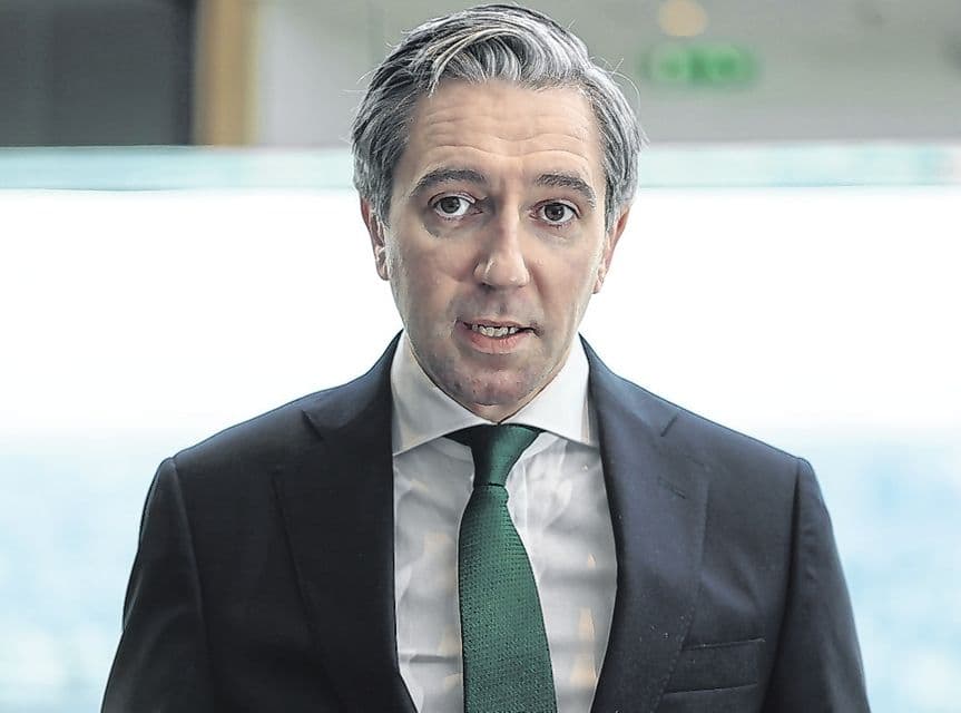 Irish Hauliers and Farmers Blockade Fuel Depots, Forcing Shortages Nationwide