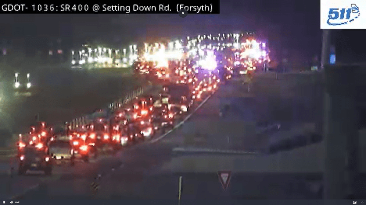 Four-Vehicle Crash Closes Section of Georgia 400 Near Settingdown Road