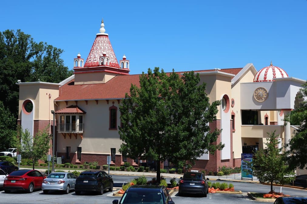 Six accused in $20,000 jewelry theft from south Forsyth Hindu temple