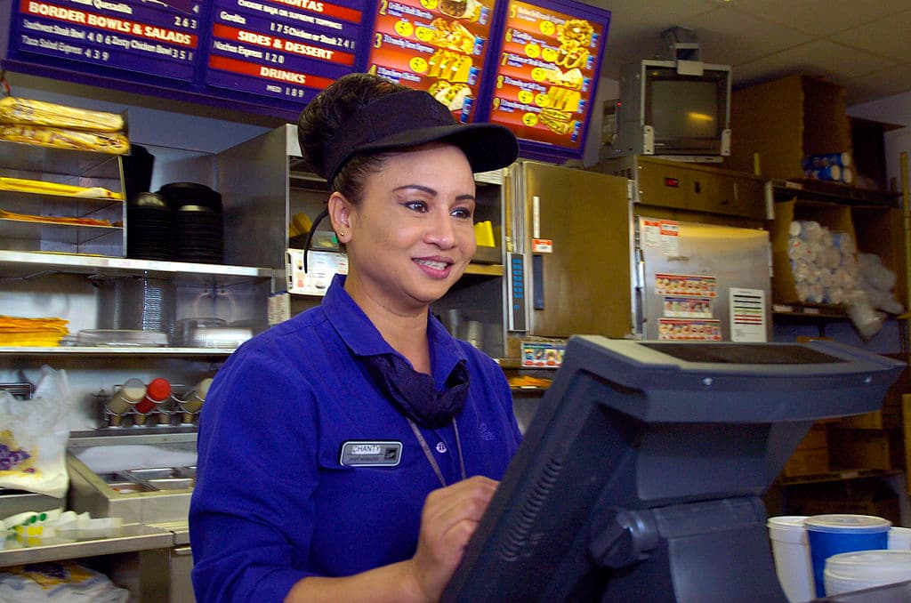 Taco Bell managers urged to listen to frontline problem spotters