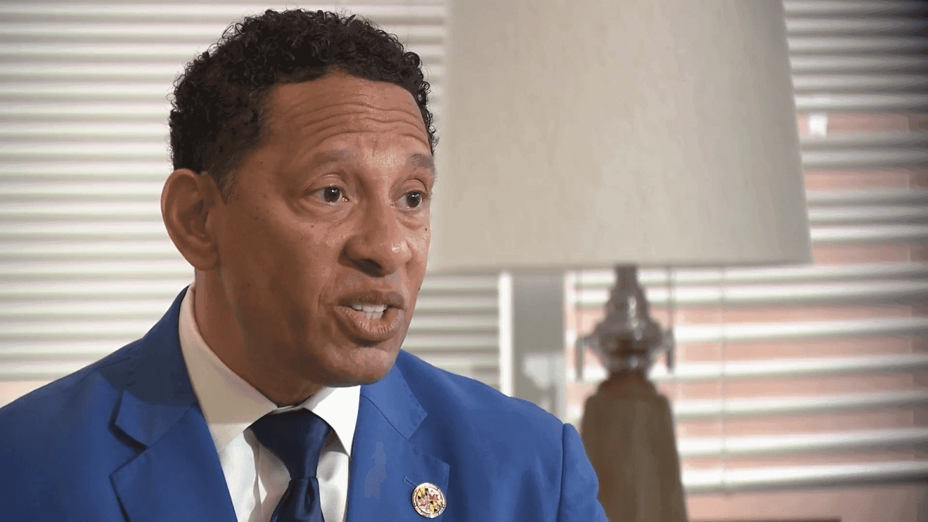 Bates says juvenile reporting fight threatened Baltimore violent crime funding