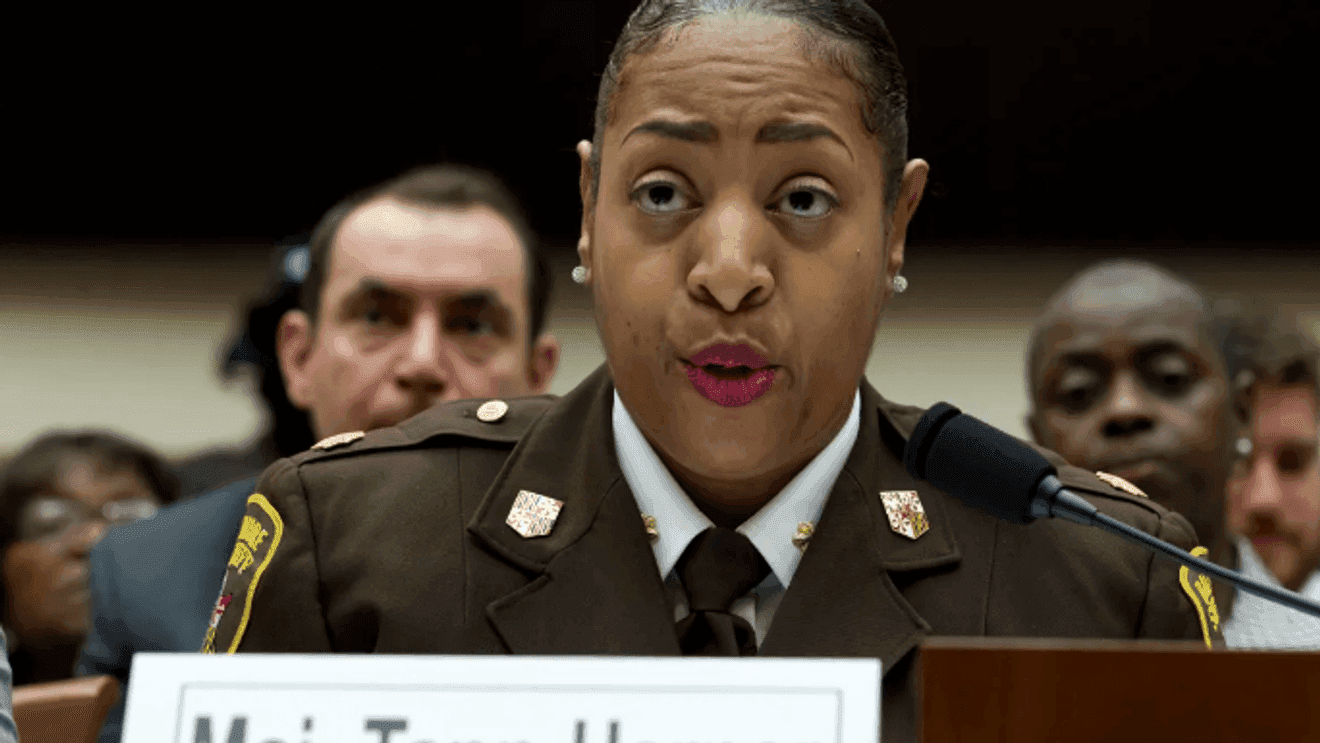 Scott backs Tapp-Harper in Baltimore sheriff primary challenge