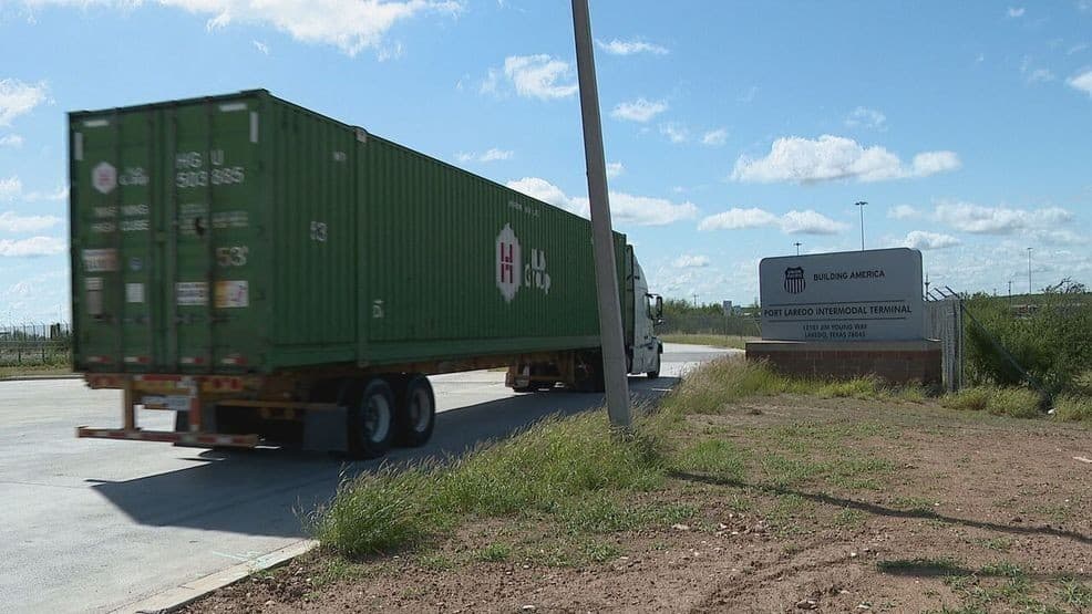 Investigators probe Del Rio rail yards in deadly Laredo train case