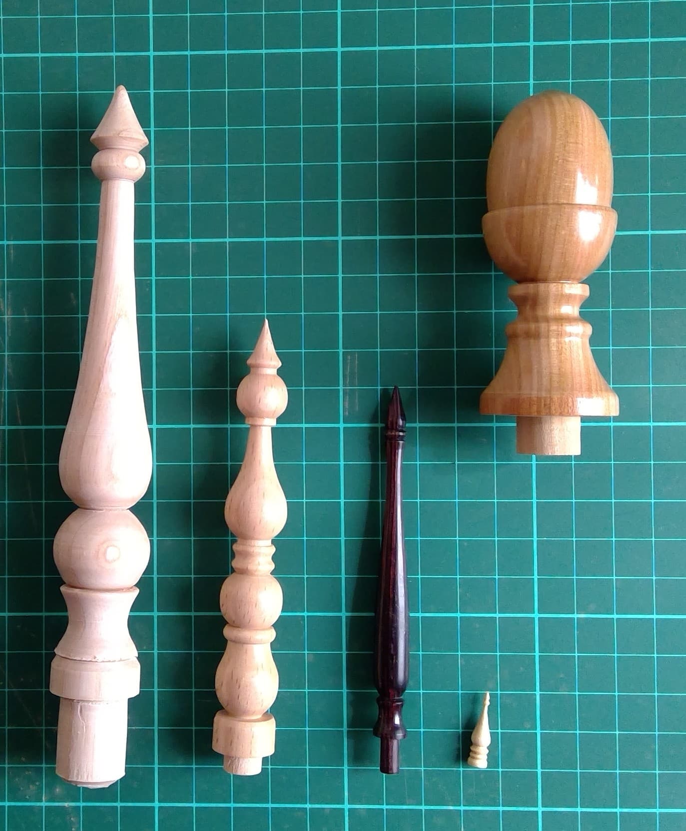 Galloway Woodturners crown finial ring holder as May competition winner