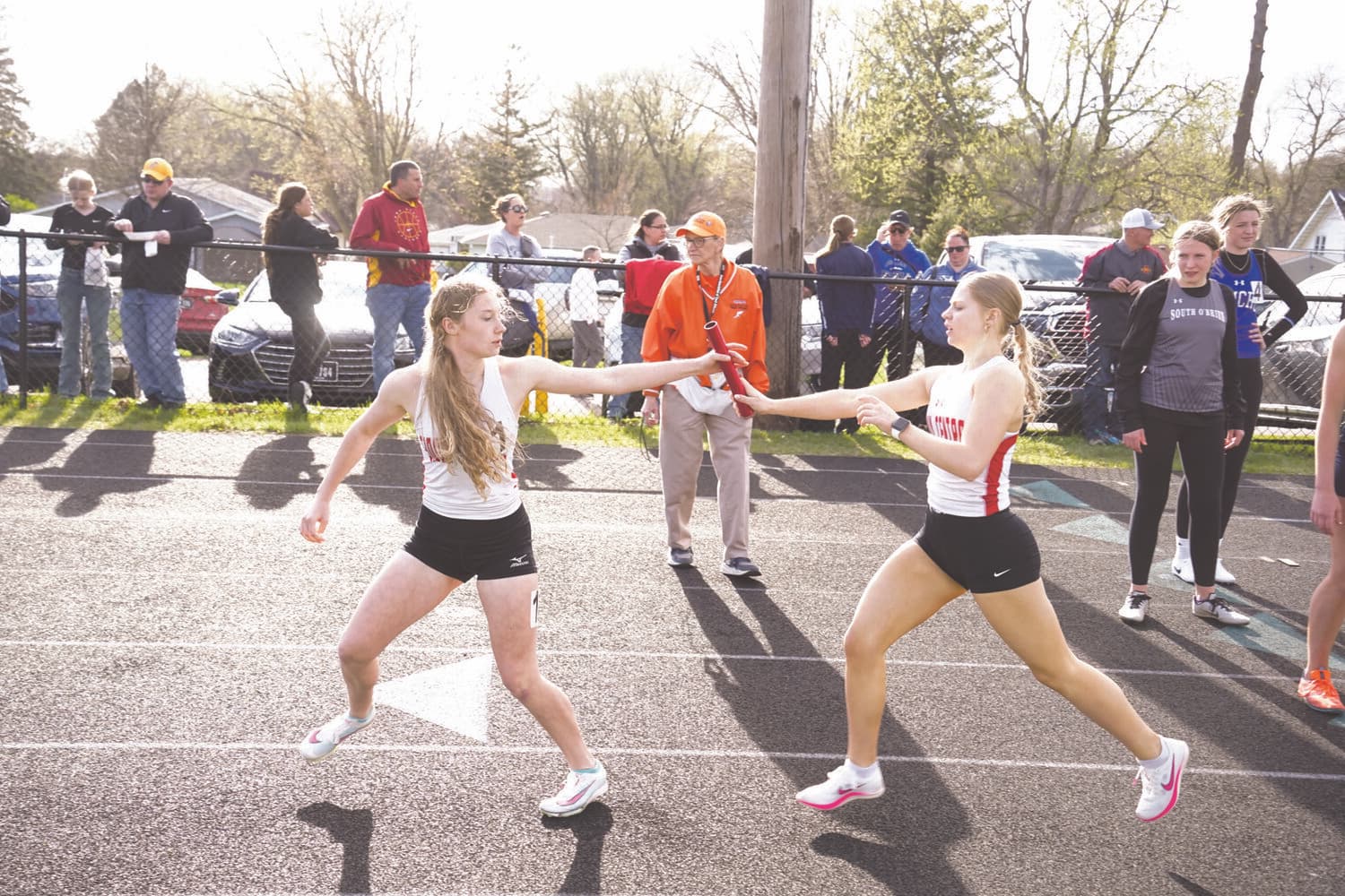Sioux Central wins Sioux Central Relays behind balanced effort