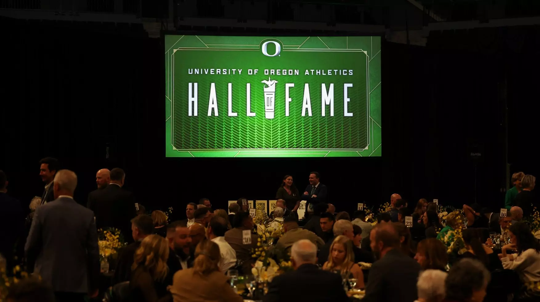 Vin Lananna, Cheridan Hawkins lead Oregon Hall of Fame class