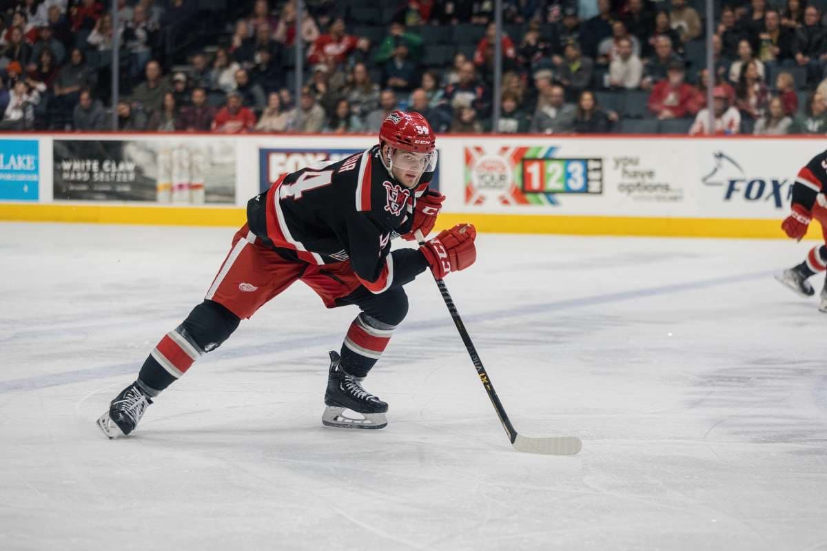 Griffins Rally in Third Period to Down Monsters 5-2 in Cleveland