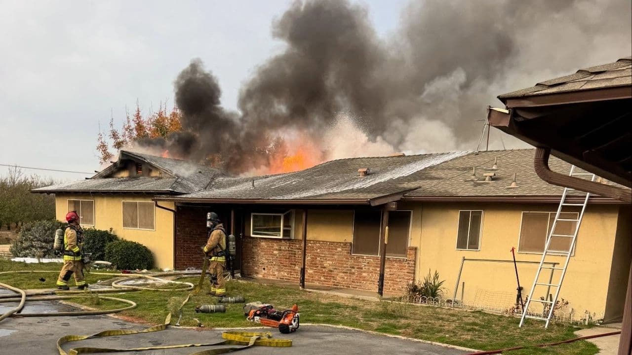 Firefighters Remove Ceiling to Extinguish Selma Area Blaze
