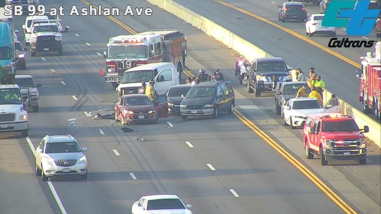 Multi Vehicle Crash Narrows Southbound Highway 99, Traffic Delays