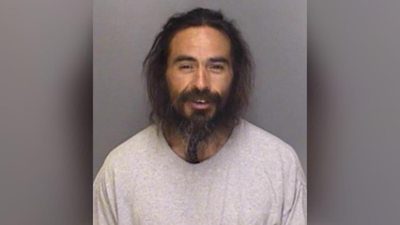 Fresno sheriff seeks relatives of man killed in crash