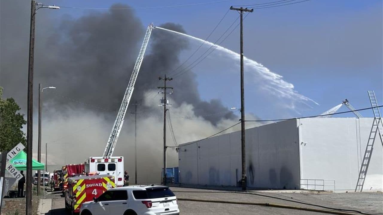Large warehouse fire in Fresno causes total loss, evacuations