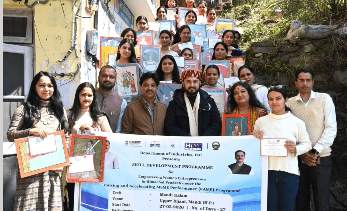 Mandi Kalam Miniature Painting Workshop Concludes, Officials Urge Regional Craft Revival