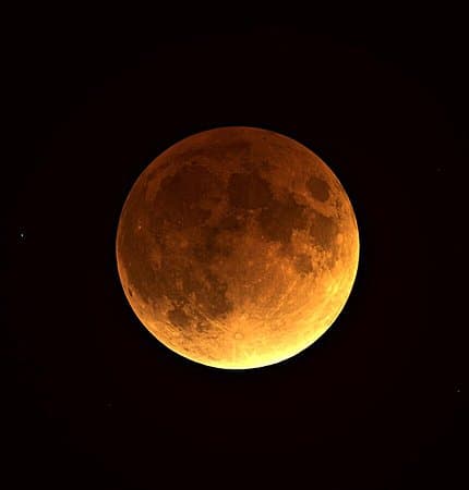 North Idaho April Skywatching Guide Features Pink Moon, Comet Viewing Window