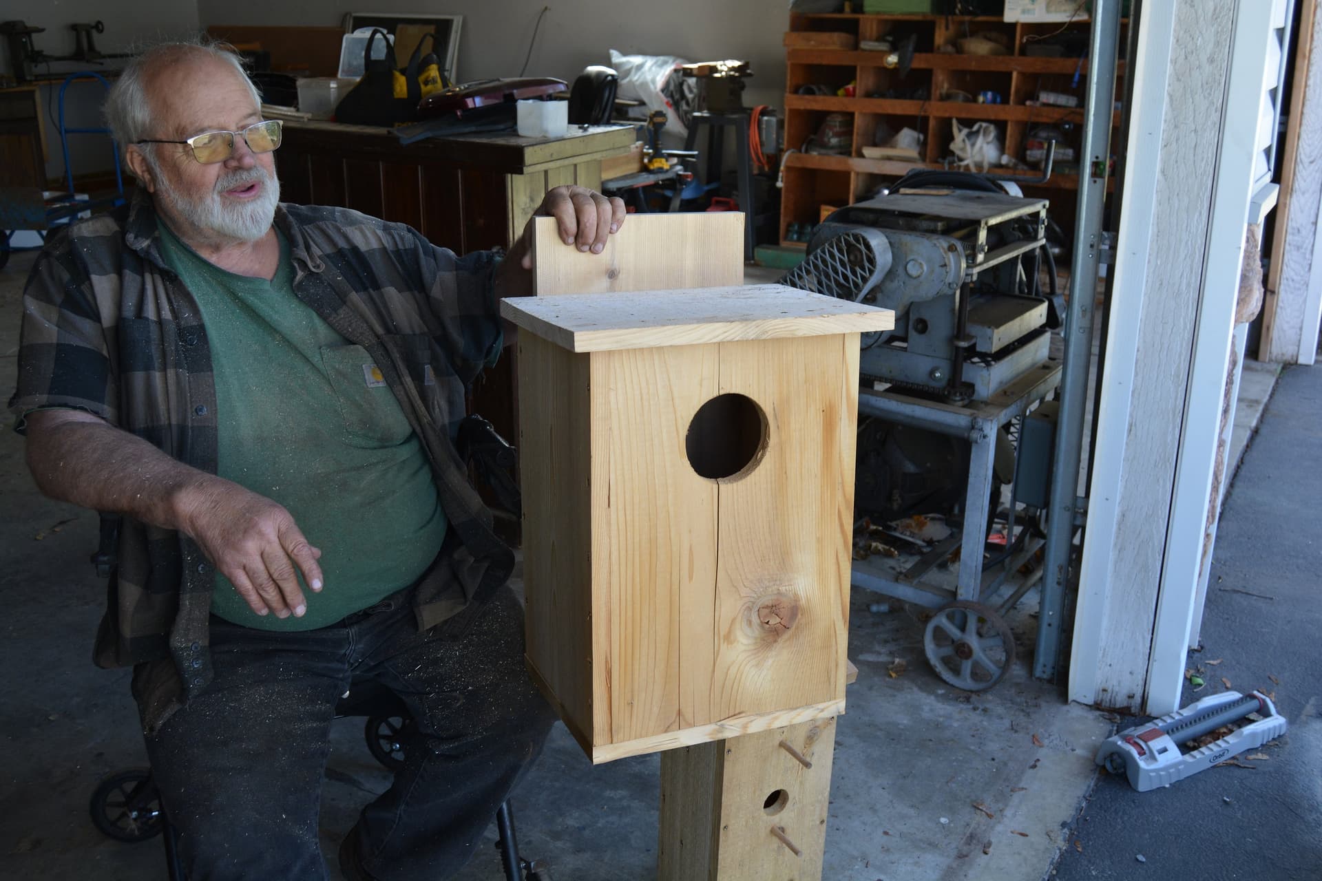 Post Falls man has built birdhouses across North Idaho for 60 years
