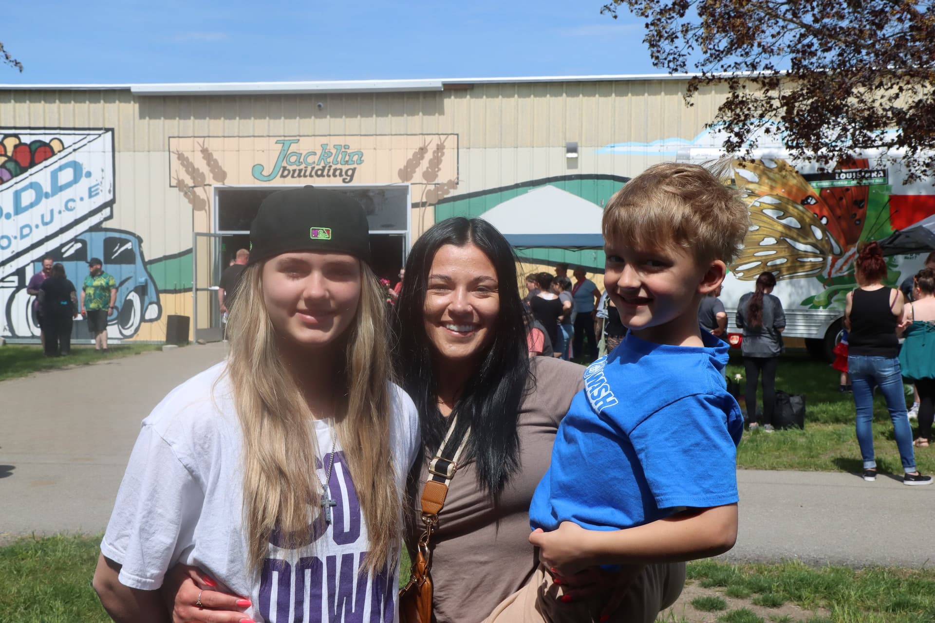 Single mother receives SUV, community support at Kootenai County event