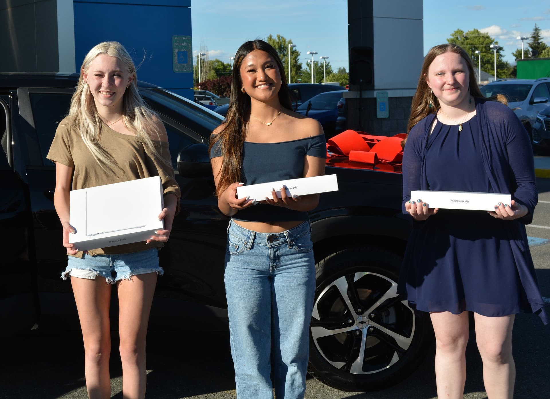 Post Falls dealership surprises Spirit Lake teen with new Chevy Trax