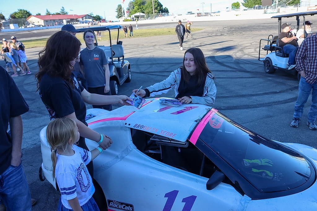 Kevin Harvick sets track record, wins at Stateline Speedway in Post Falls