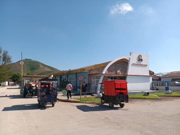 Cuba’s transport collapse makes even short domestic trips nearly impossible