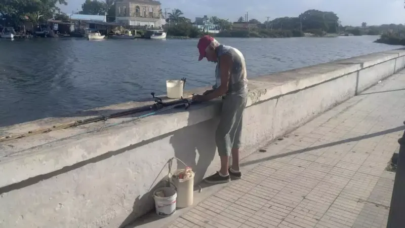 Cuban fishers turn to rivers as fuel shortages deepen hunger