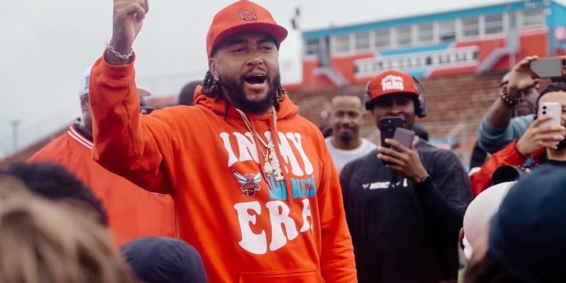 Delaware State offers fans sideline access, guest coaching in spring game experience