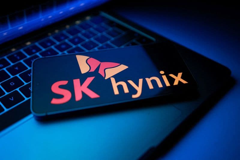 SK Hynix U.S. share sale draws strong demand on AI boom