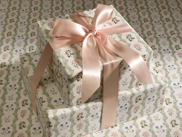Minted’s Personalized Mother’s Day Gifts Turn Family Memories Into Keepsakes