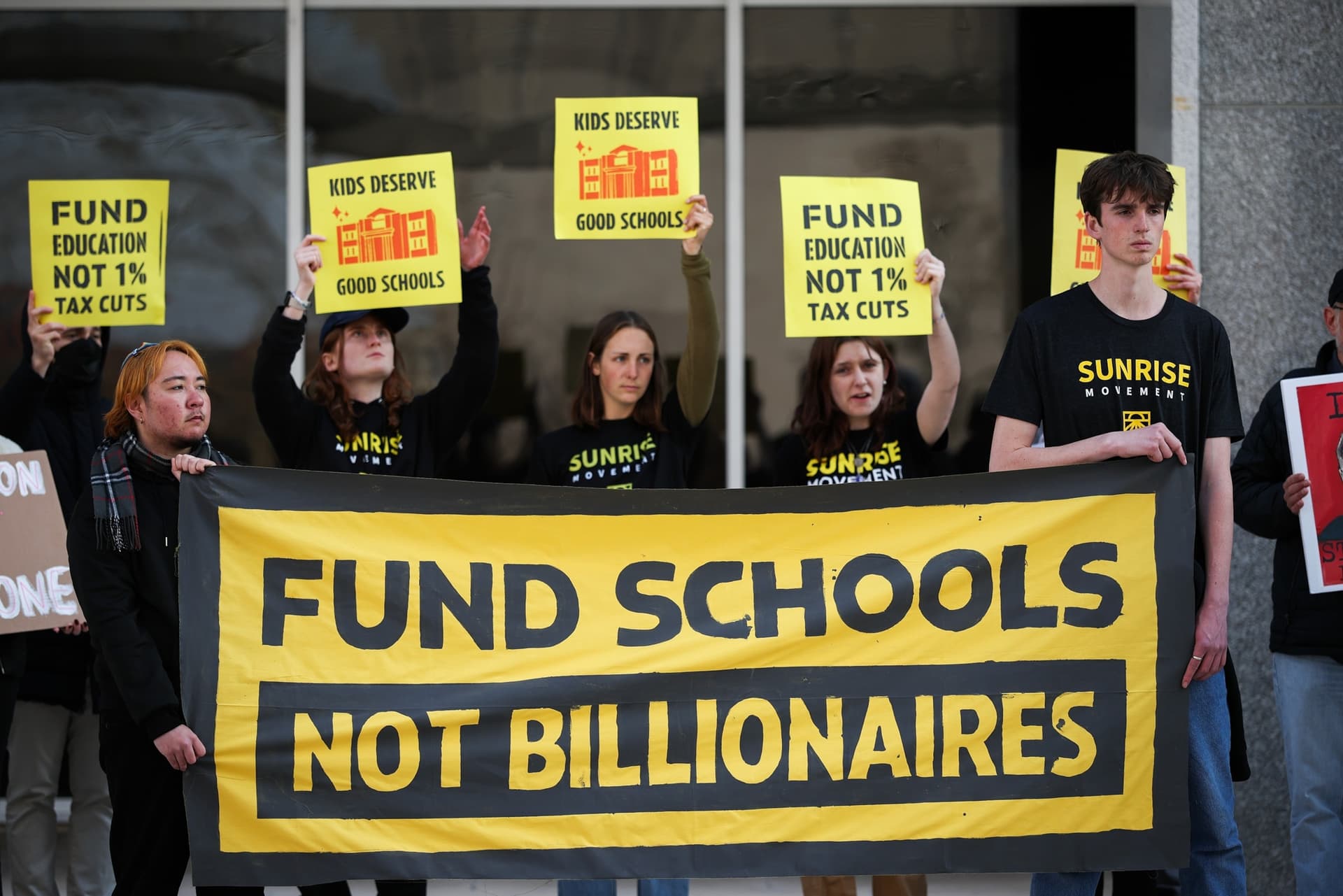 SF Parents Rally Against SFUSD Cuts to Immigrant Student Programs